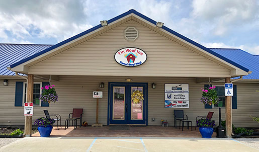 Tin Woof Inn Pet Retreat